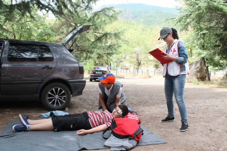 First Aid trainings in border communities 