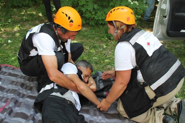 Field simulation - exercise for Community Response Volunteer Teams in Shirak region 24.06.2015