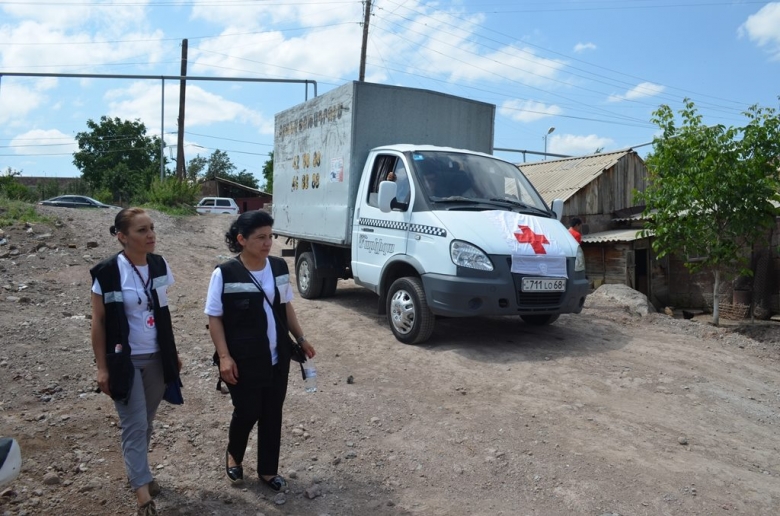 Humanitarian Aid to the families affected by the mudflow on 24 June