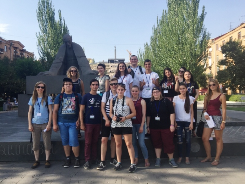 German volunteers in Armenian Red Cross