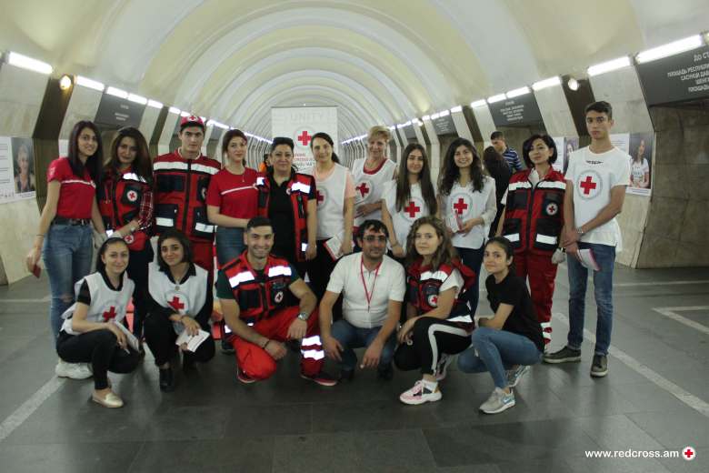 Red Cross Day was  celebrated in Yerevan Metro