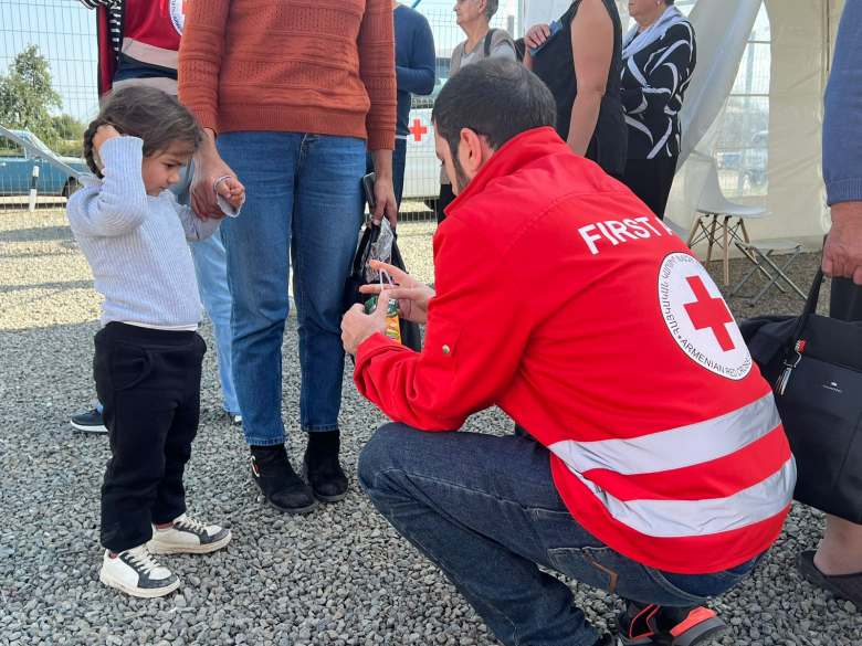 The Armenian Red Cross Society supports the operations of reception posts established for displaced people