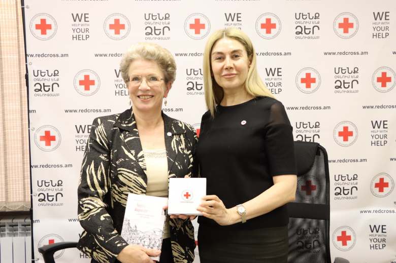 The President of the Territorial Organization of the German Red Cross Baden-Wuerttemberg Barbara Bosch visited ARCS